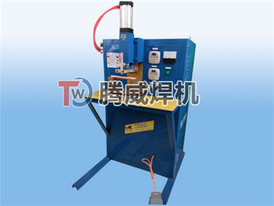 储能无痕点焊机