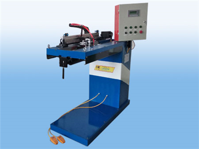 自动直缝焊接设备